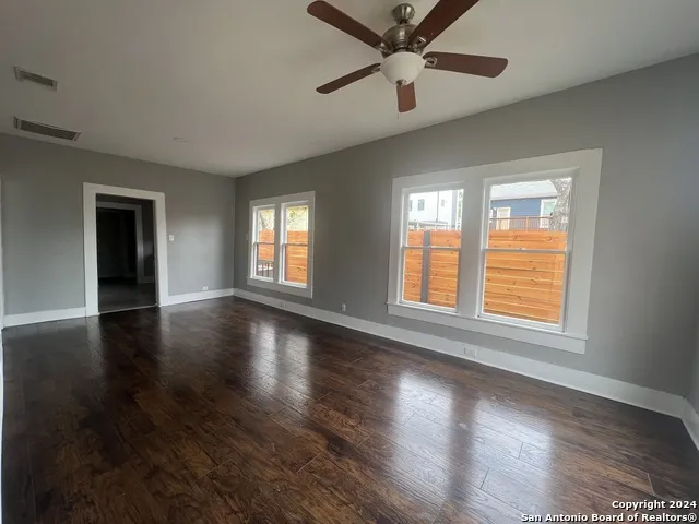 313 TOLEDO San Antonio, TX 78203