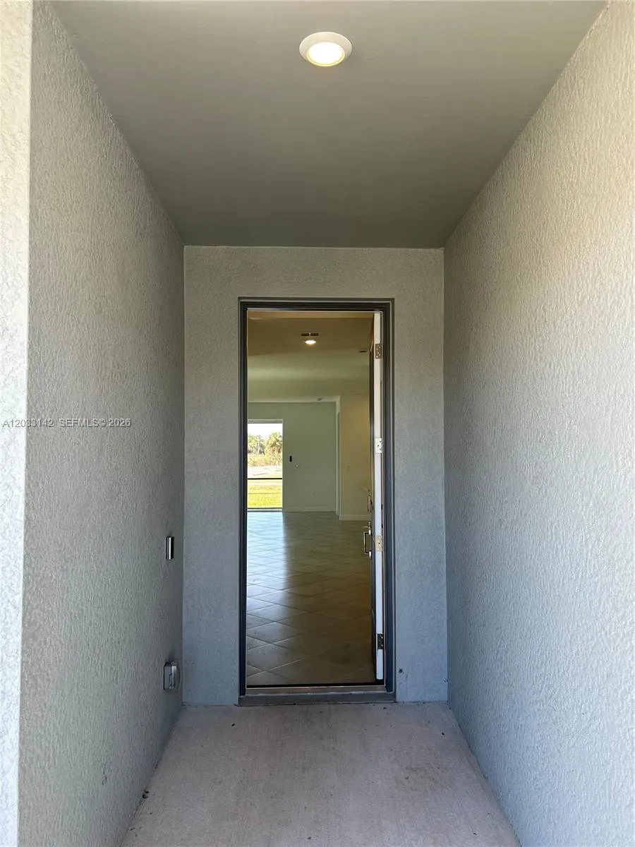 20483 Copperhead DR Lehigh Acres, FL 33936