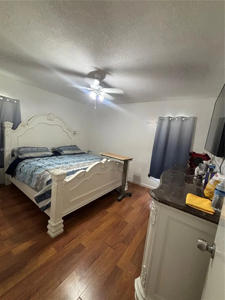 11104 SW 155th Ter Miami, FL 33157