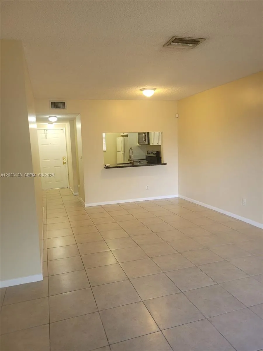 785 NW 103rd Ter #202 Pembroke Pines, FL 33026