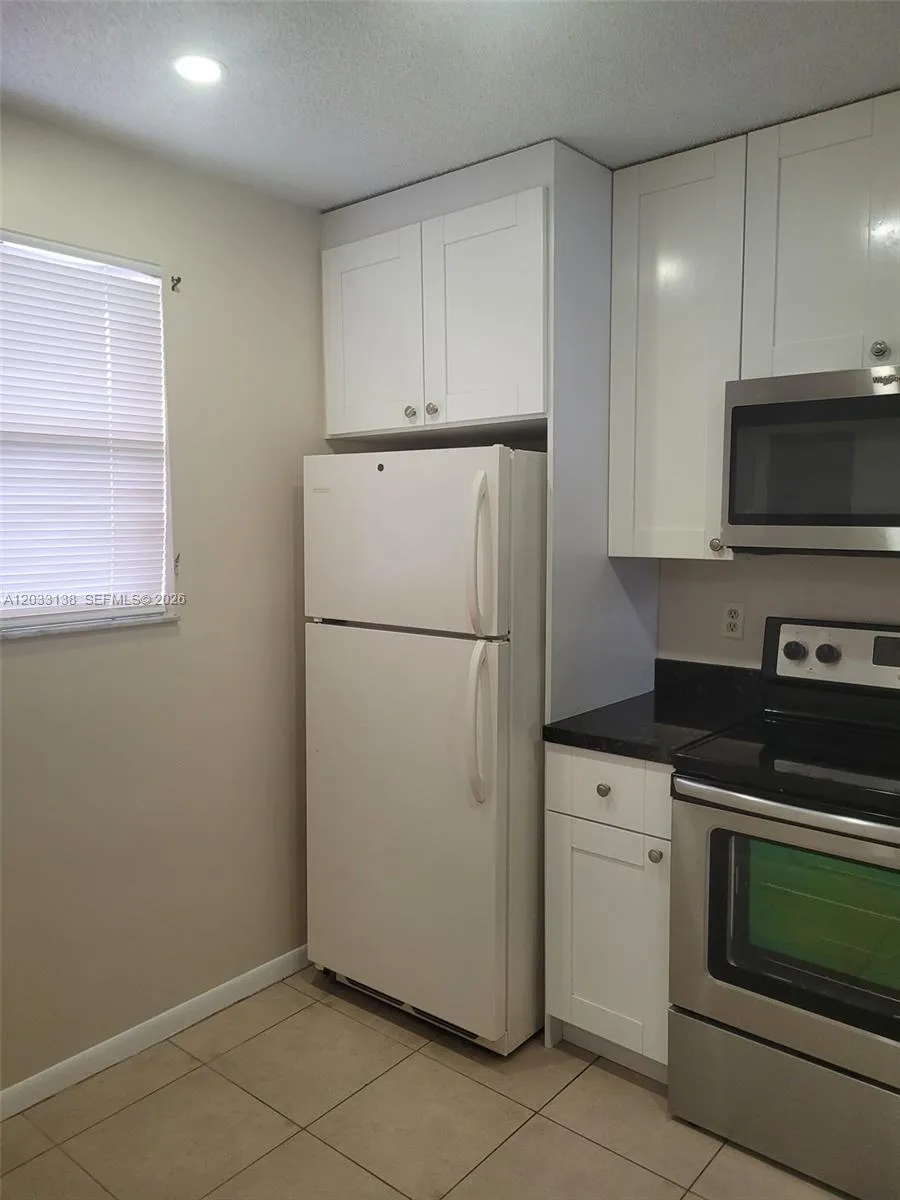 785 NW 103rd Ter #202 Pembroke Pines, FL 33026