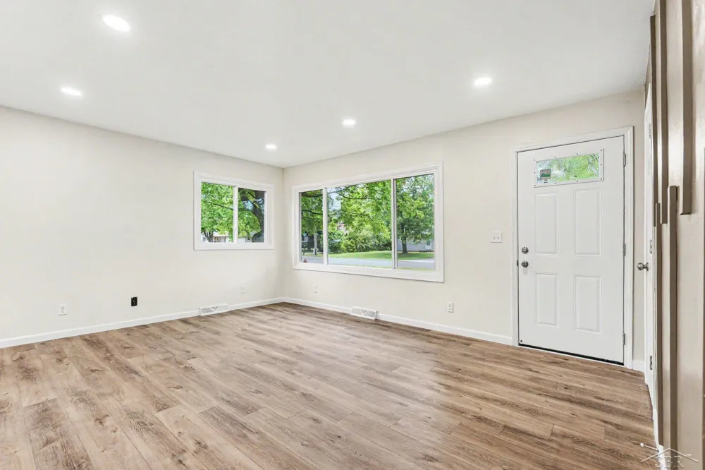4841 Eva Street Buena Vista Charter Township, MI 48601