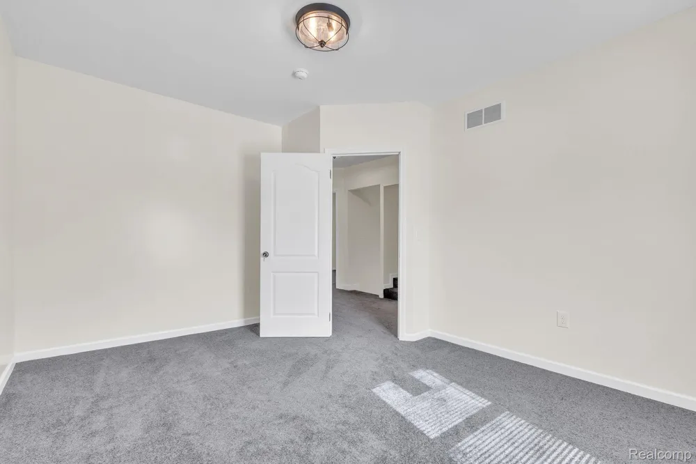 4846 McKinley Street Detroit City, MI 48208