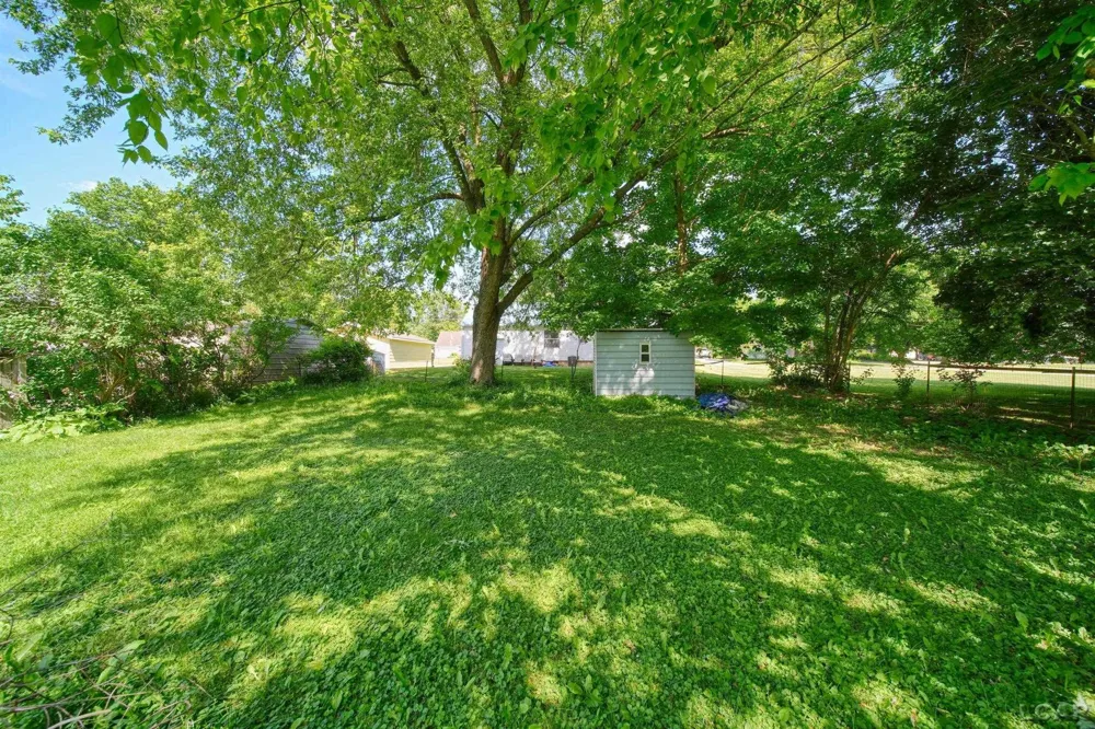 215 S Jackson Street Addison Village, MI 49220