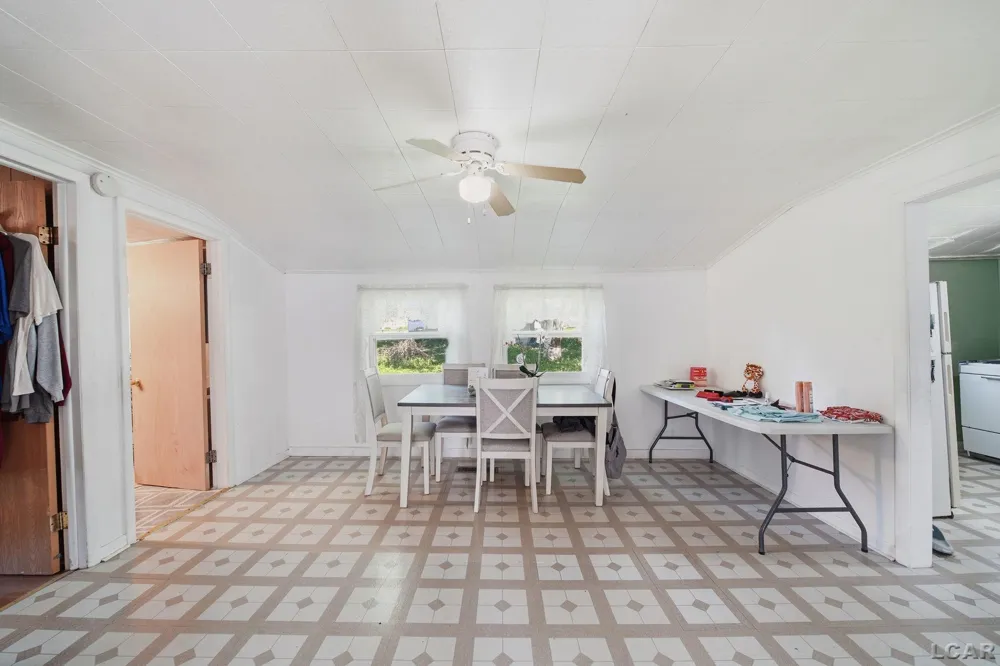 215 S Jackson Street Addison Village, MI 49220