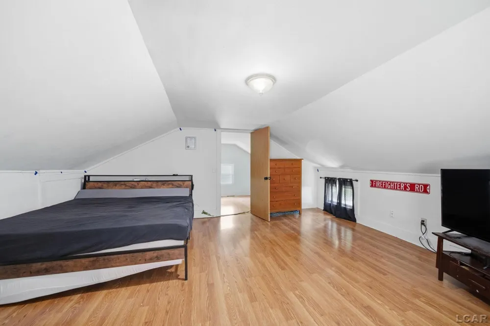 215 S Jackson Street Addison Village, MI 49220