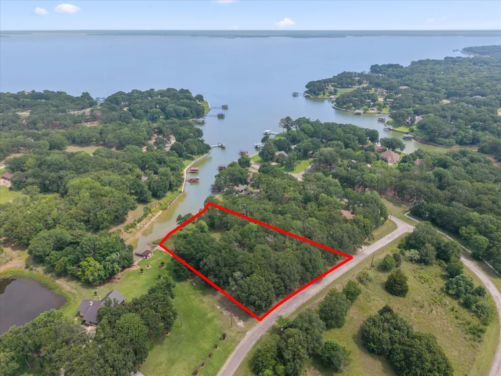 78 Tall Oaks Drive Streetman, TX 75859