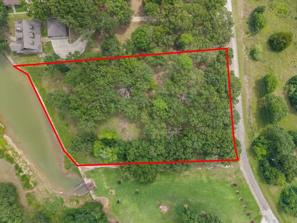 78 Tall Oaks Drive Streetman, TX 75859