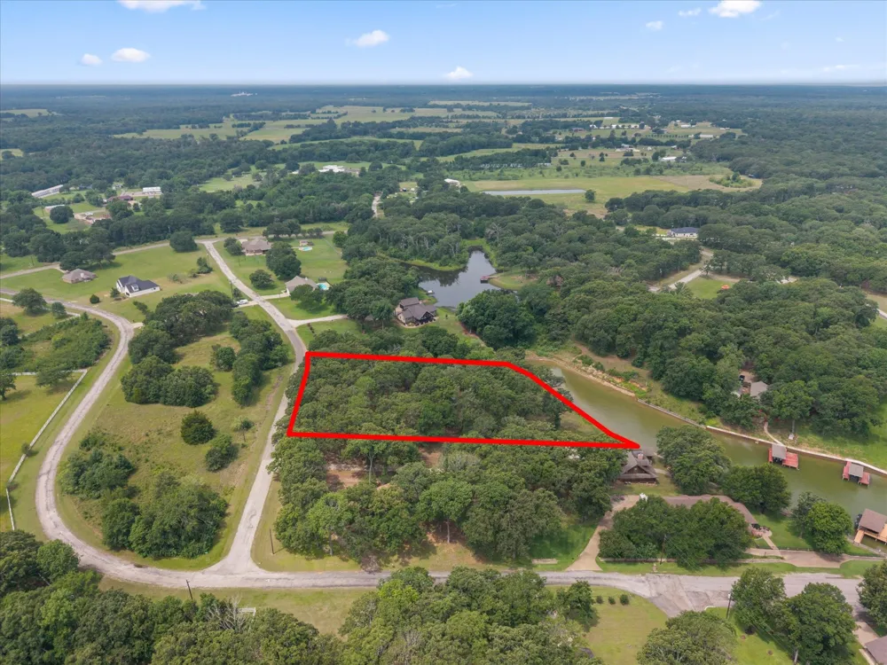 78 Tall Oaks Drive Streetman, TX 75859