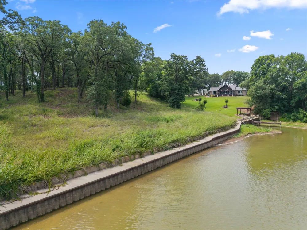 78 Tall Oaks Drive Streetman, TX 75859