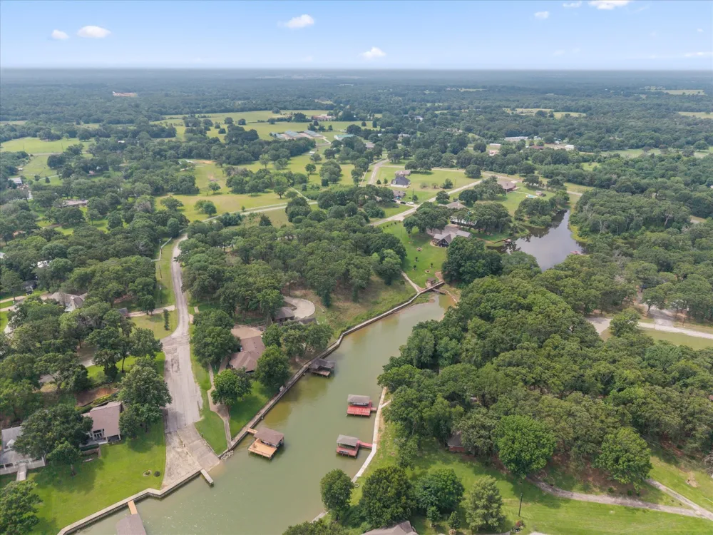 78 Tall Oaks Drive Streetman, TX 75859