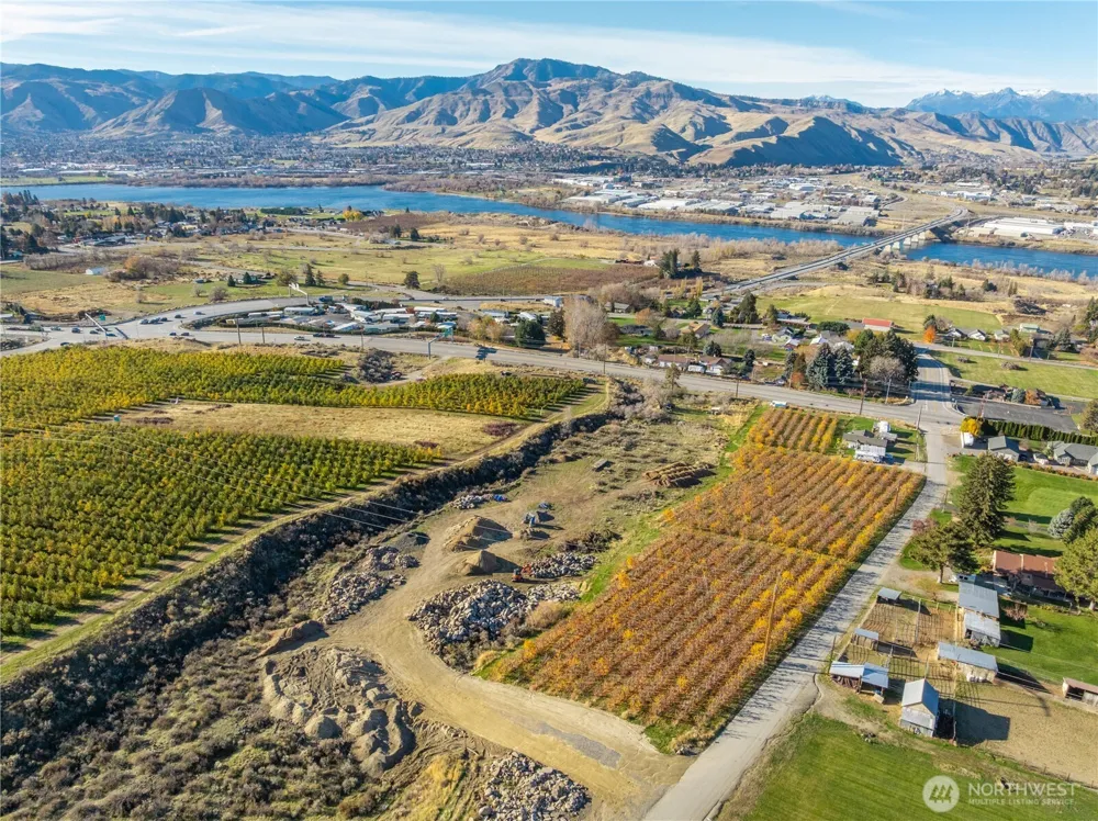 20 Blue Grade Road East Wenatchee, WA 98802