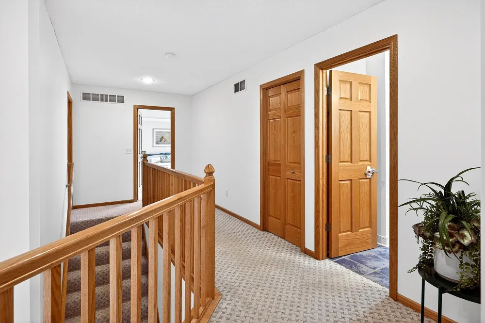 9400 Glacier Road Minnetrista, MN 55375