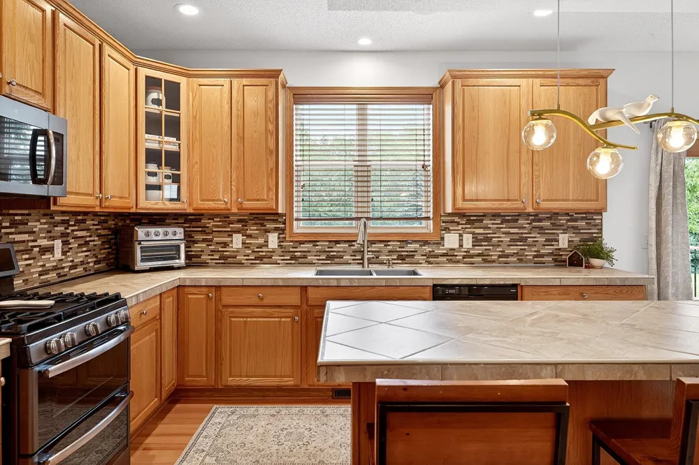 9400 Glacier Road Minnetrista, MN 55375