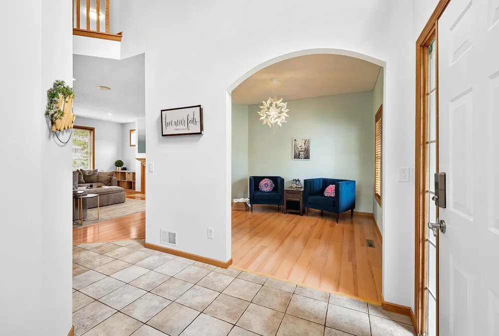 9400 Glacier Road Minnetrista, MN 55375