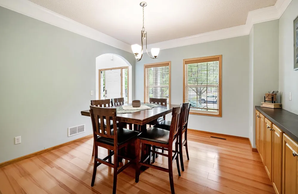 9400 Glacier Road Minnetrista, MN 55375