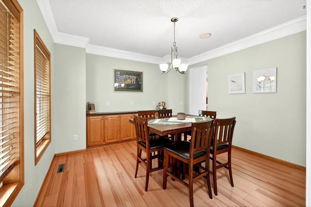 9400 Glacier Road Minnetrista, MN 55375