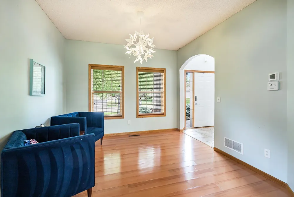 9400 Glacier Road Minnetrista, MN 55375