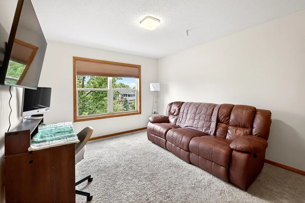9400 Glacier Road Minnetrista, MN 55375