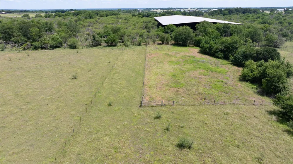 5661 Chadwick Hogan Road Chappell Hill, TX 77426