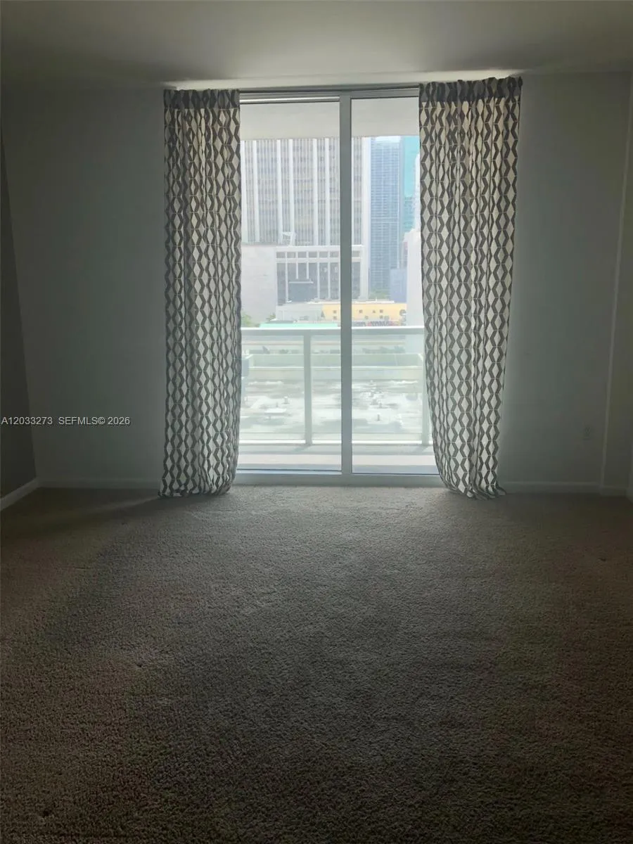 253 NE 2nd St #509 Miami, FL 33132