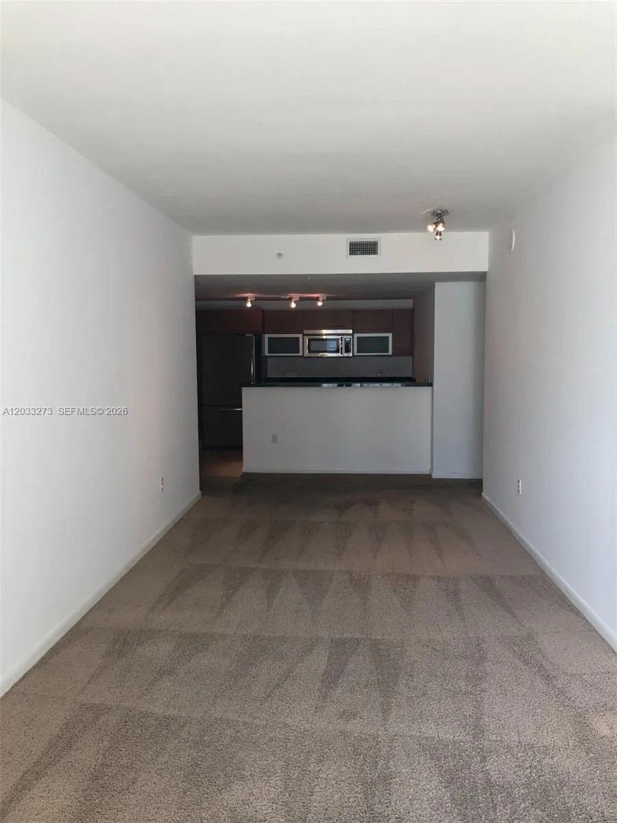 253 NE 2nd St #509 Miami, FL 33132