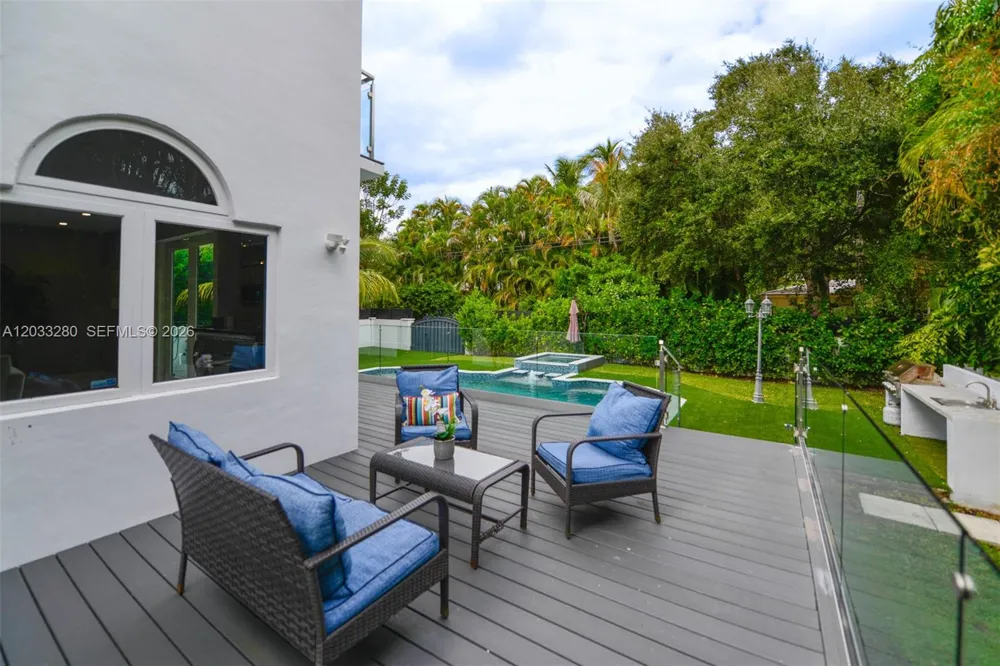 1209 NE 96th St #1209 Miami Shores, FL 33138