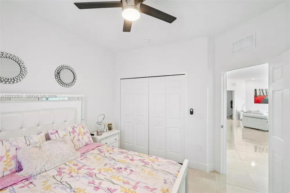910 Richmond Ave N Lehigh Acres, FL 33972