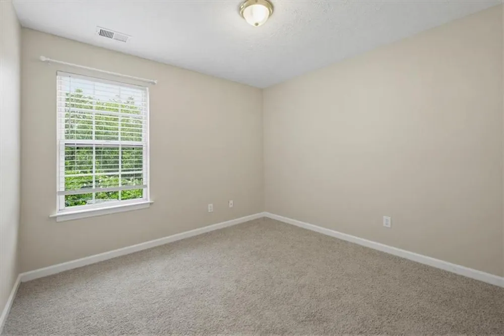 26 Hampton Drive Cartersville, GA 30121