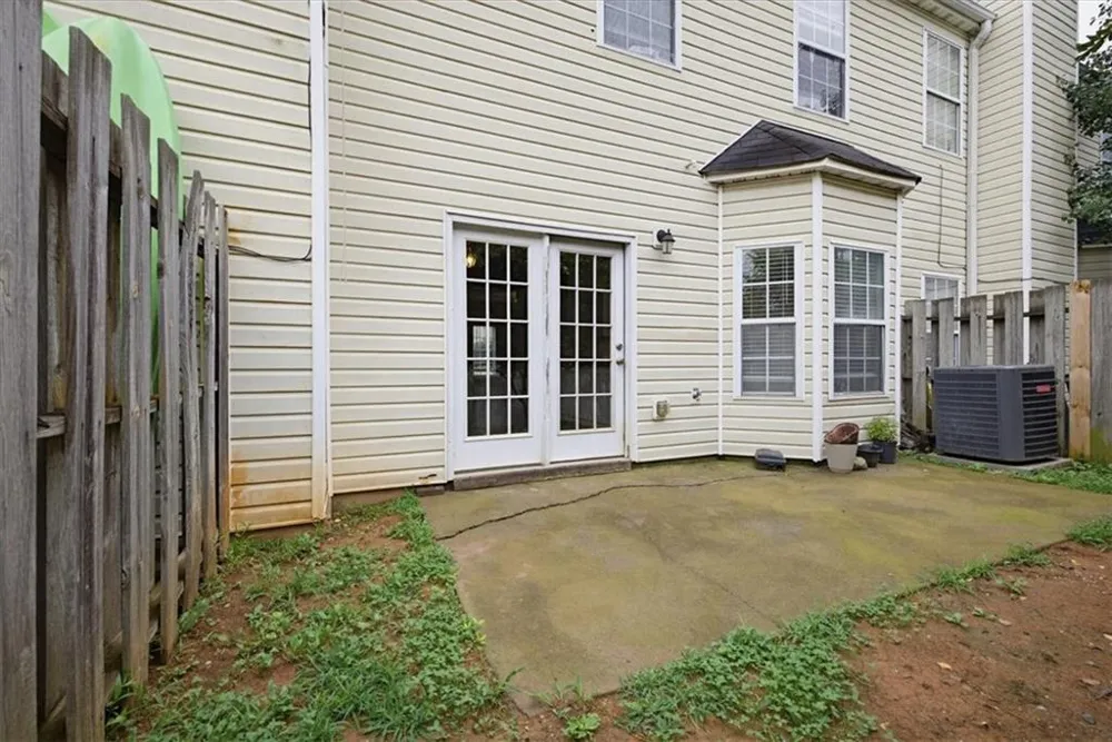 26 Hampton Drive Cartersville, GA 30121