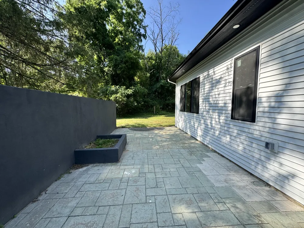 1810 Leonard Street NW Grand Rapids, MI 49534