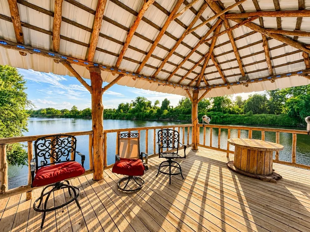 129 Selkirk Drive Bay City, TX 77414