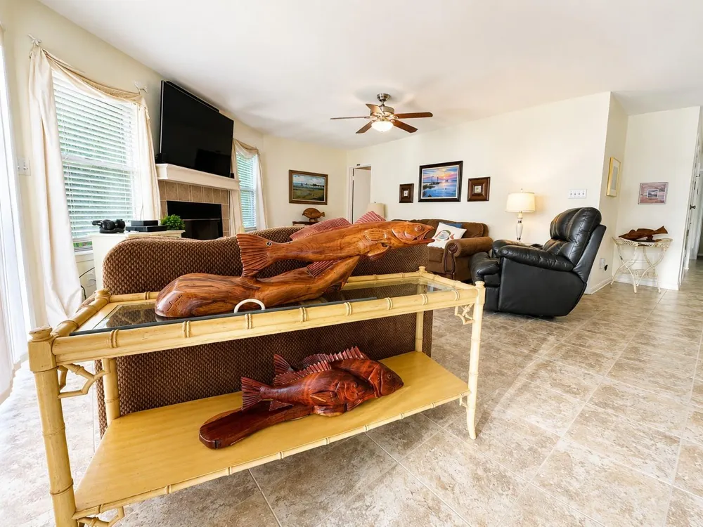 129 Selkirk Drive Bay City, TX 77414