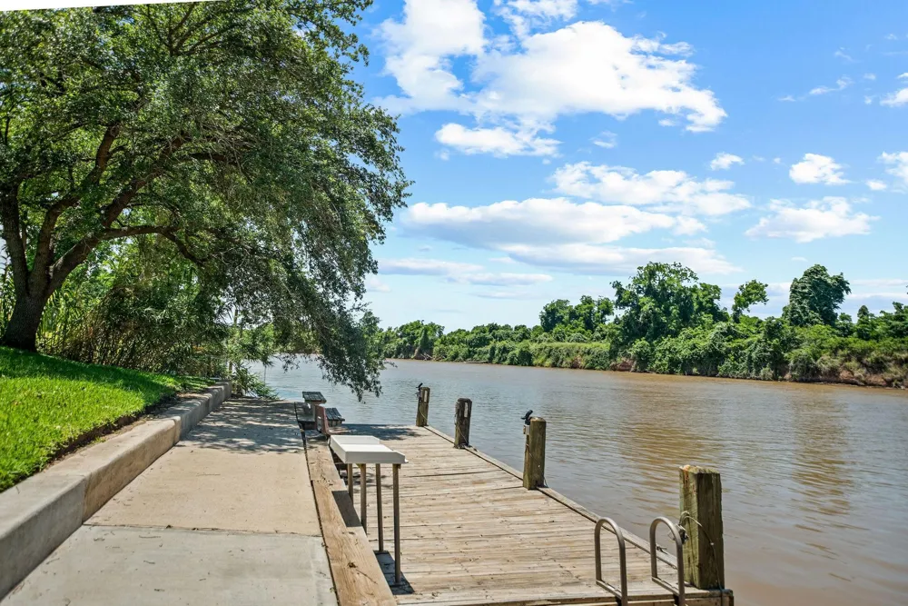 129 Selkirk Drive Bay City, TX 77414