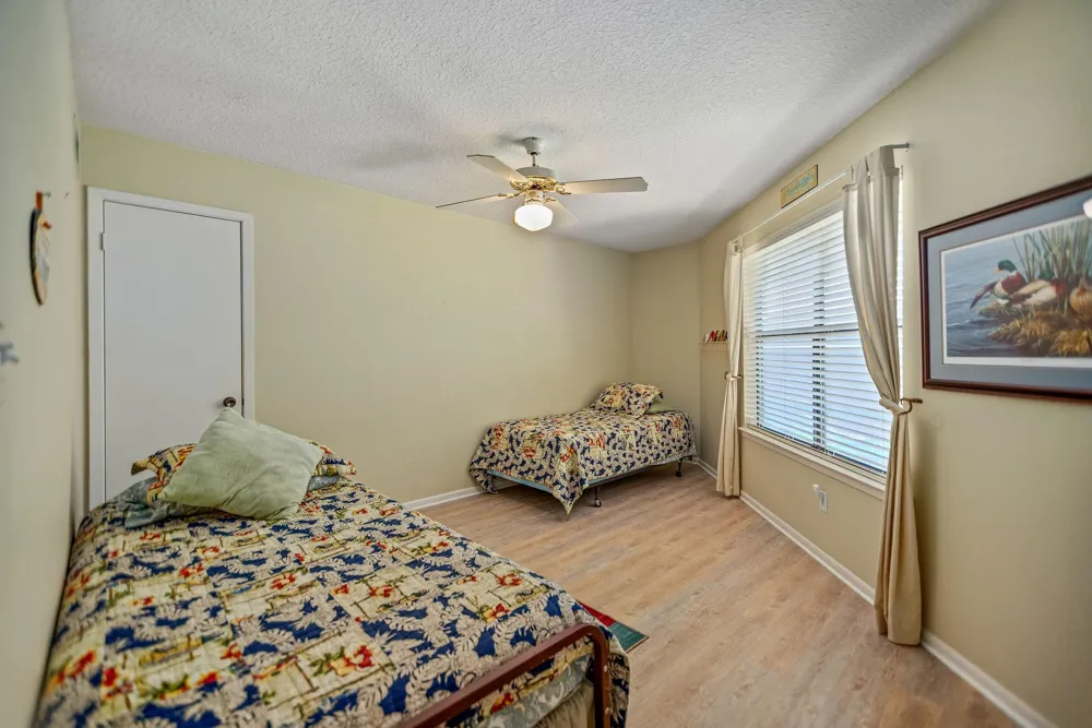 129 Selkirk Drive Bay City, TX 77414