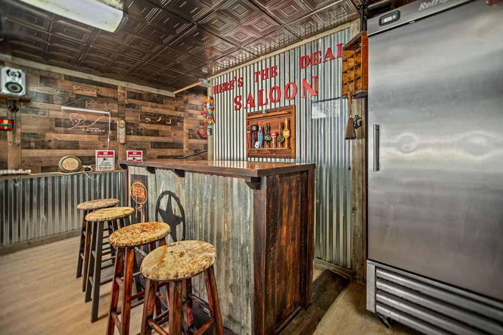 129 Selkirk Drive Bay City, TX 77414