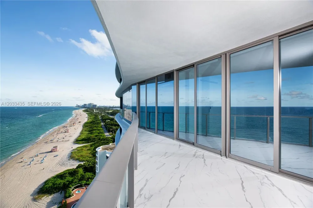 15701 Collins Ave #1403 Sunny Isles Beach, FL 33160