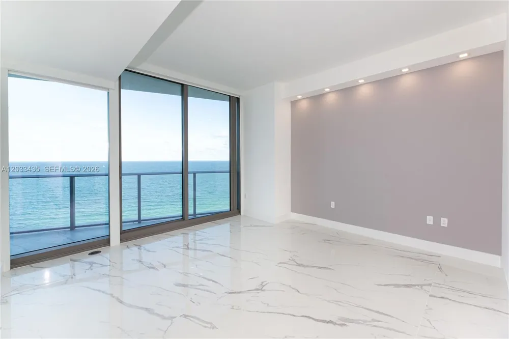 15701 Collins Ave #1403 Sunny Isles Beach, FL 33160