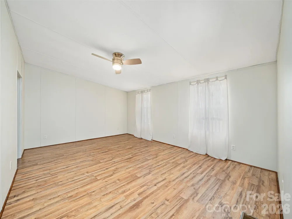 105 Satinwood Drive Burnsville, NC 28714
