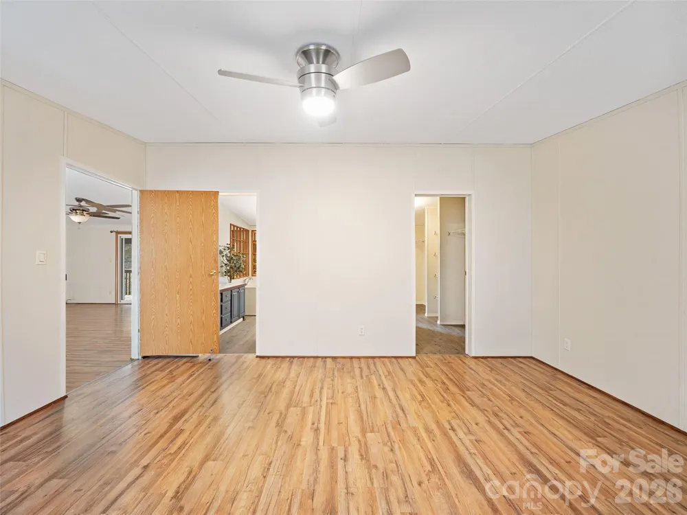 105 Satinwood Drive Burnsville, NC 28714