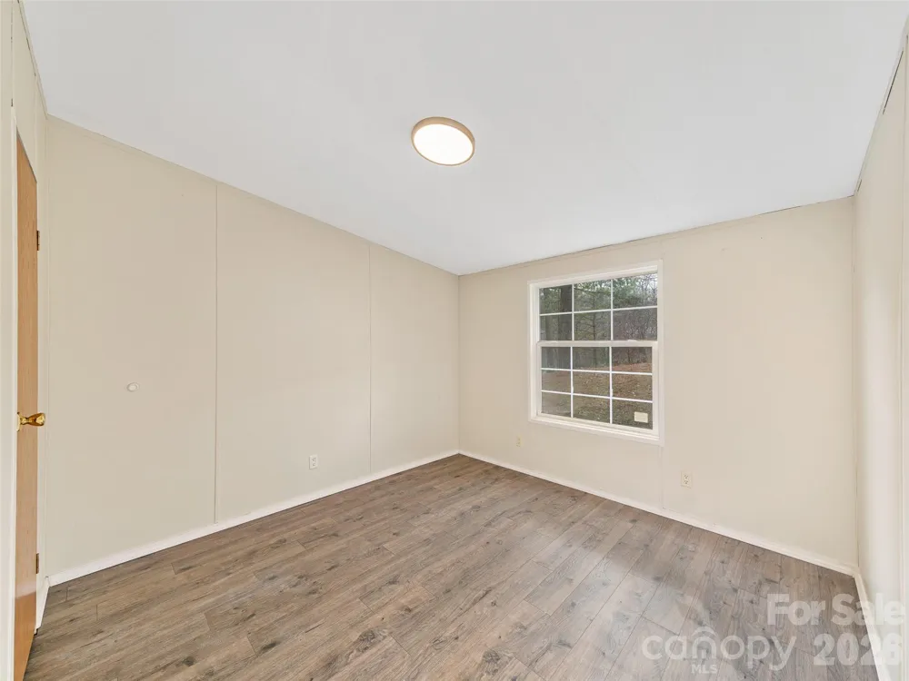 105 Satinwood Drive Burnsville, NC 28714
