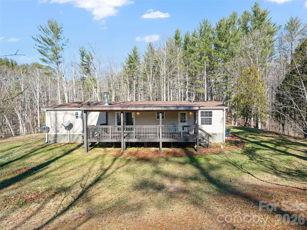 105 Satinwood Drive Burnsville, NC 28714