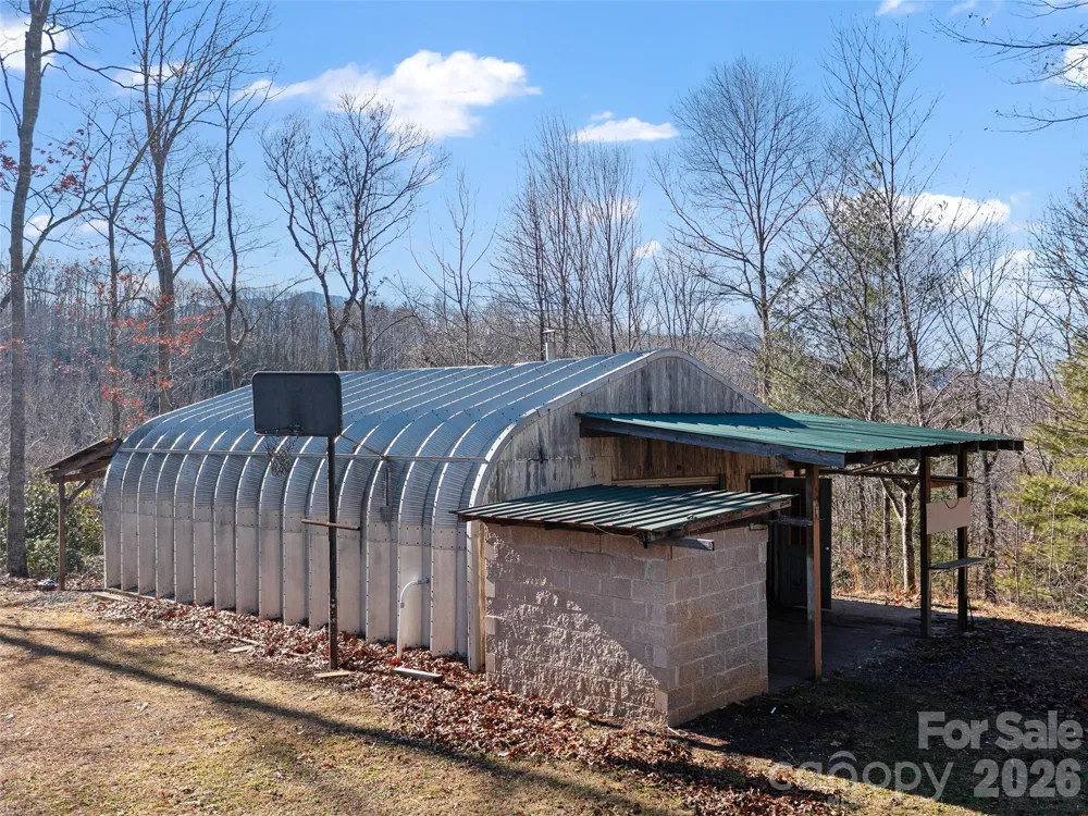 105 Satinwood Drive Burnsville, NC 28714