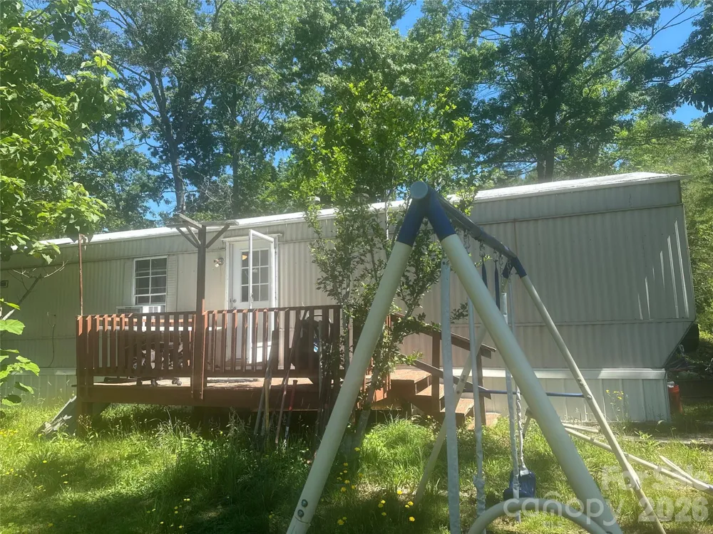 105 Satinwood Drive Burnsville, NC 28714