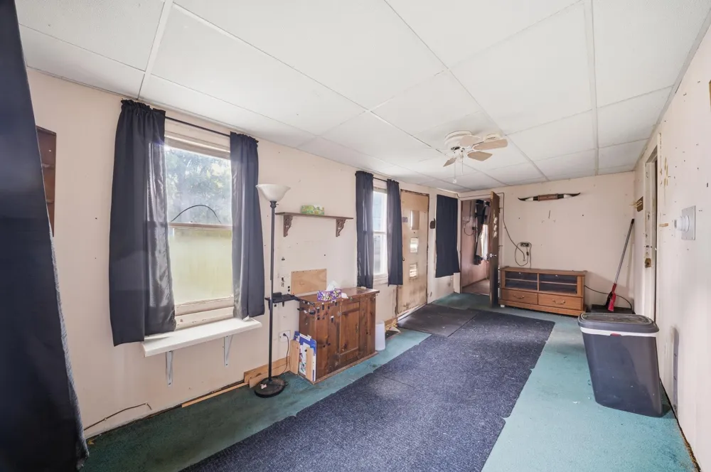 11106 Patterson Lake Drive Pinckney, MI 48169