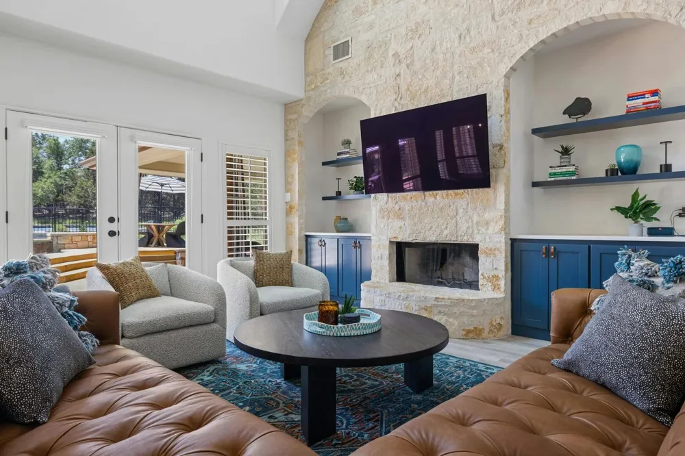 220 Sundance Trail Dripping Springs, TX 78620