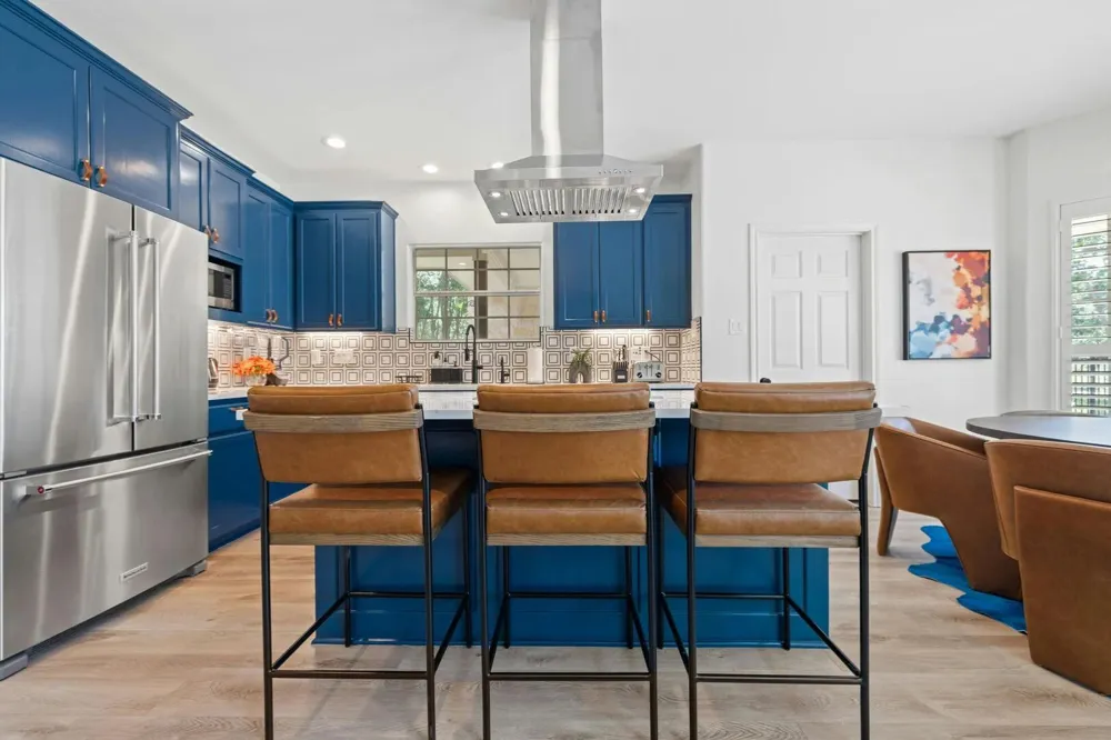 220 Sundance Trail Dripping Springs, TX 78620