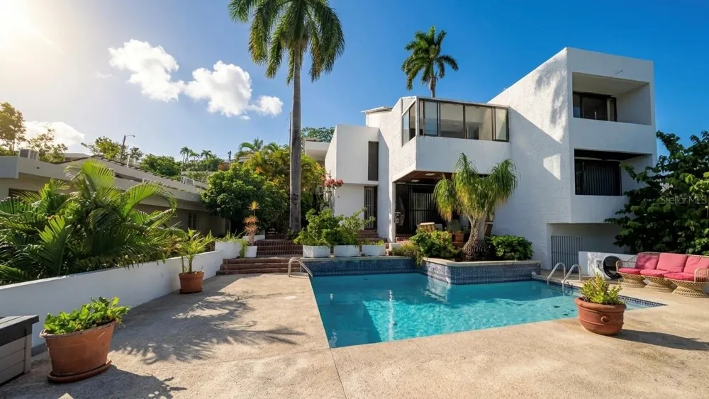 I 25 VILLA CAPARRA NOR Guaynabo, PR 00968