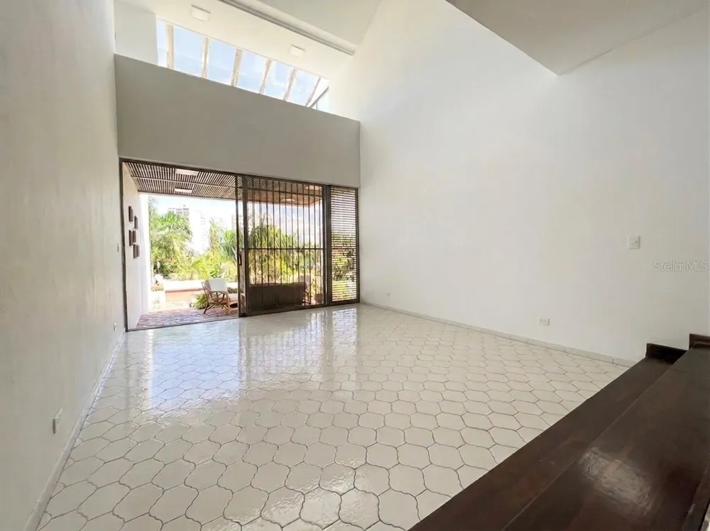 I 25 VILLA CAPARRA NOR Guaynabo, PR 00968