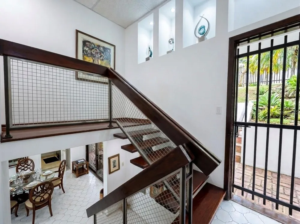 I 25 VILLA CAPARRA NOR Guaynabo, PR 00968